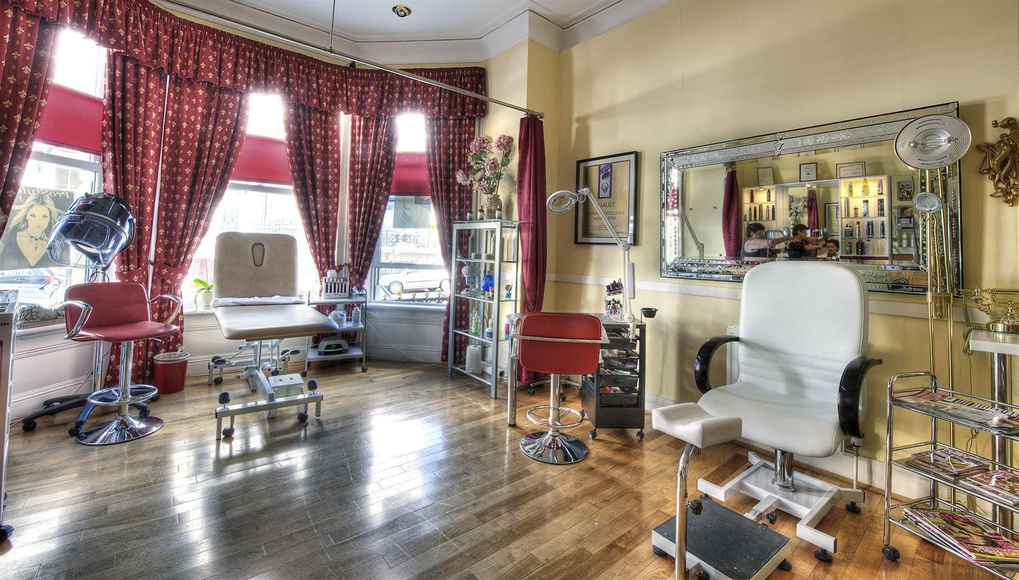 Albany Lions Hotel Eastbourne Kültér fotó