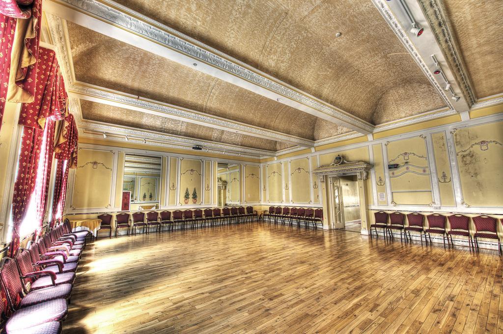 Albany Lions Hotel Eastbourne Kültér fotó